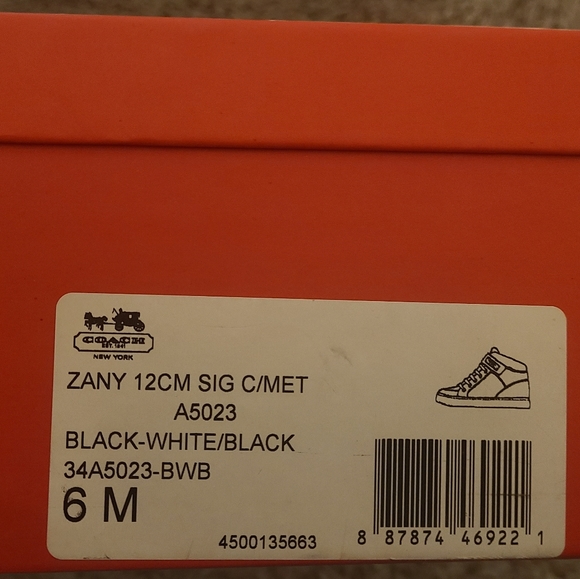 Coach - Picture 9 of 9